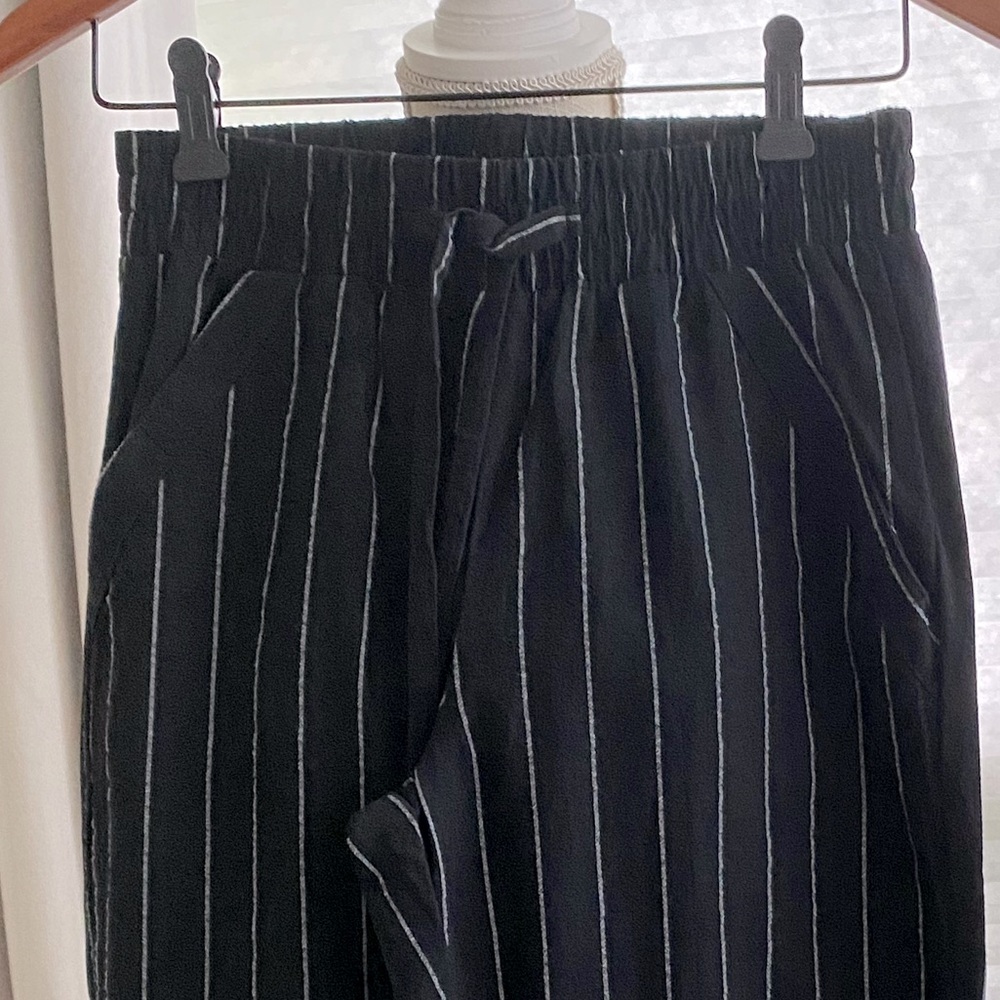 Sienna Sky Black Pinstripe Wide Leg Pants Sz S - Picture 2 of 8